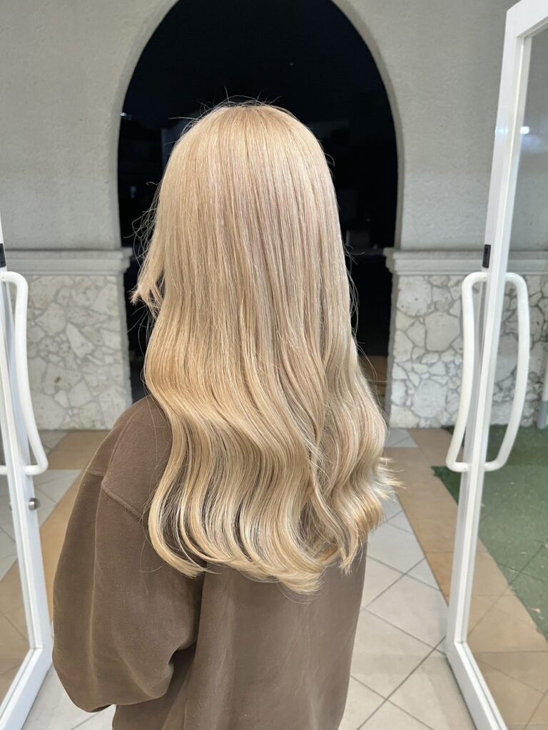 ブロンドベージュ