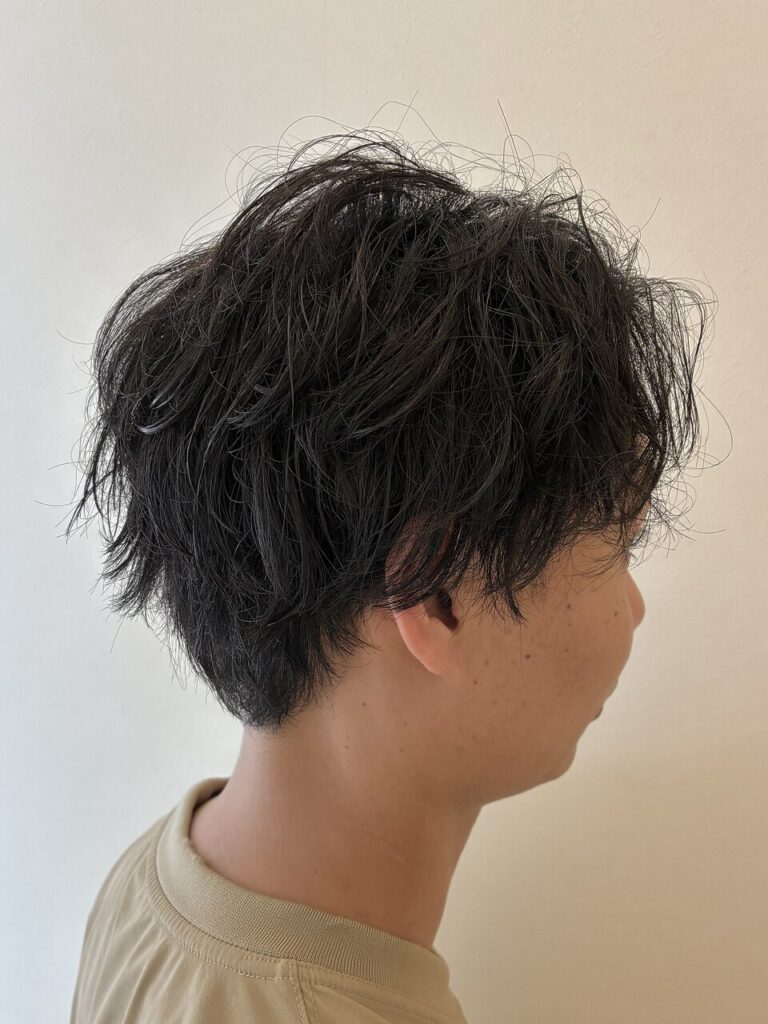 メンズセンターパート×ウェーブパーマ